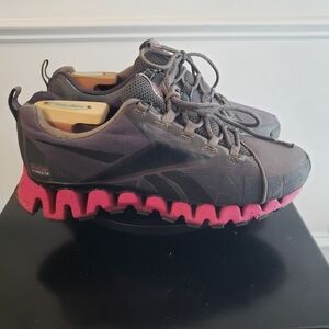 Reebok Womens Zigtech TR V57935 Black Running Shoes Sneakers Size 8.5